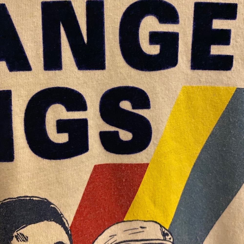 Stranger Things © Long Sleeve Velvet Lettering - Picture 4 of 5